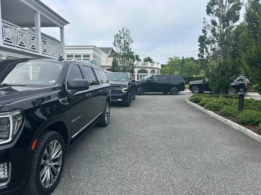 The Hamptons in Luxury: Why Chauffeur Services Elevate Your&nbsp;Getaway